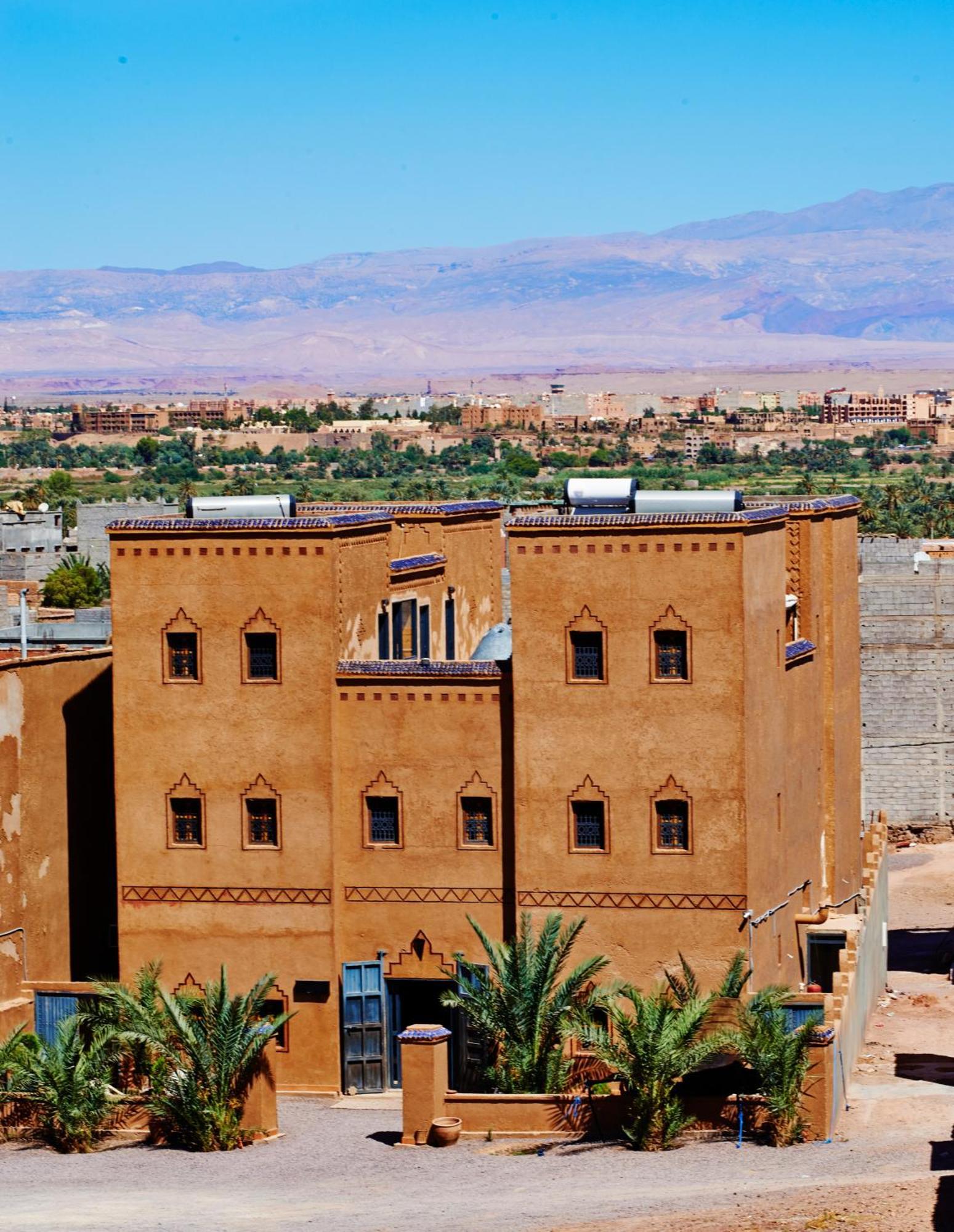 Riad Bouchedor Tajda Luaran gambar
