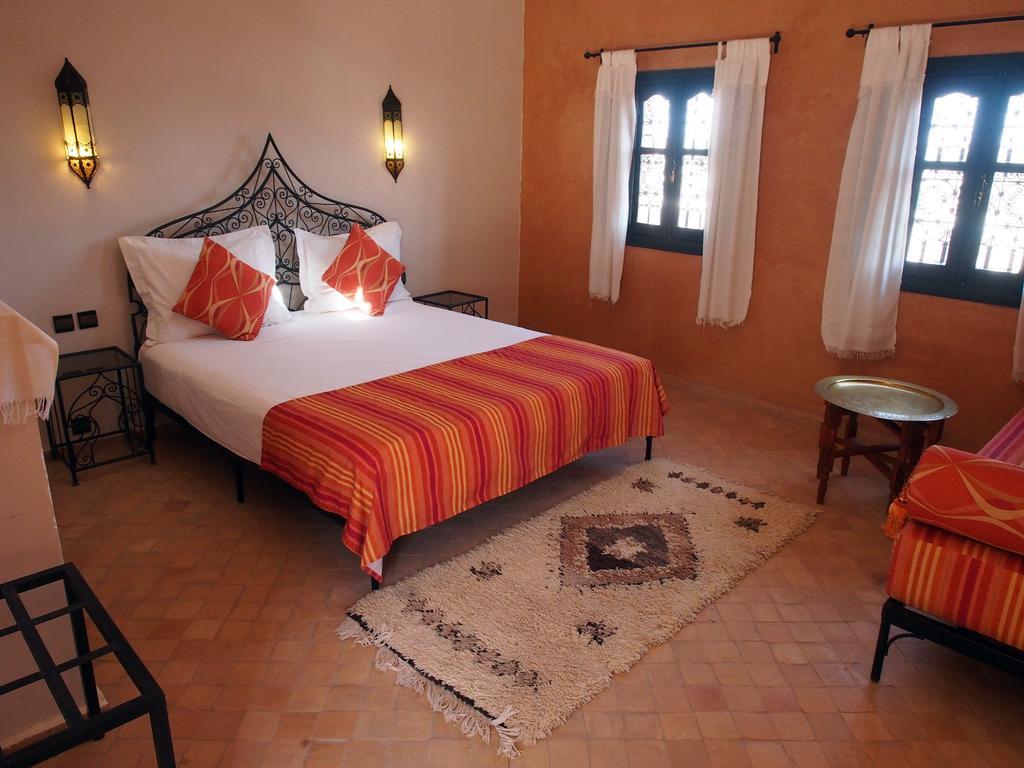 Riad Bouchedor Tajda Bilik gambar